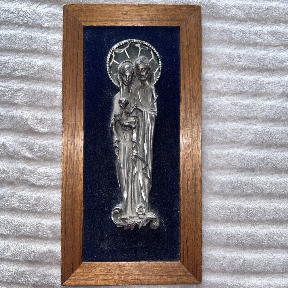 PELTRO CESELLATO A MANO HAND CHISELED PEWTER HOLY FAMILY PLAQUE ITALY WALL ART - Picture 3 of 4